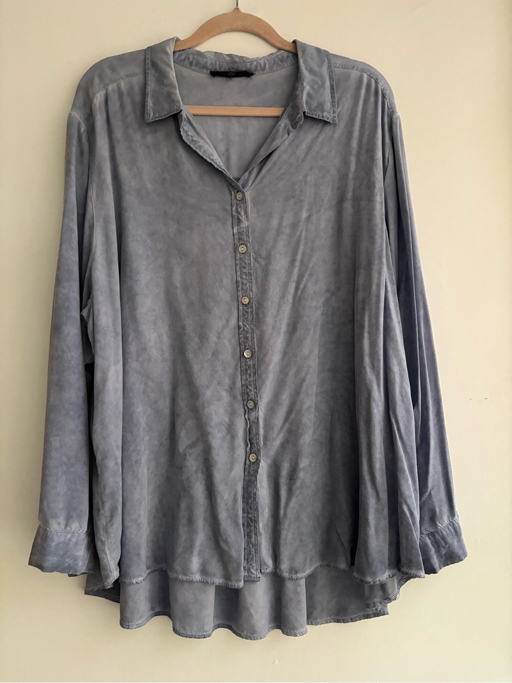 Jane + Delancey button down long sleeve rayon shirt